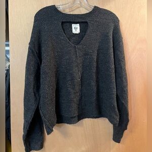 Keyhole sweater